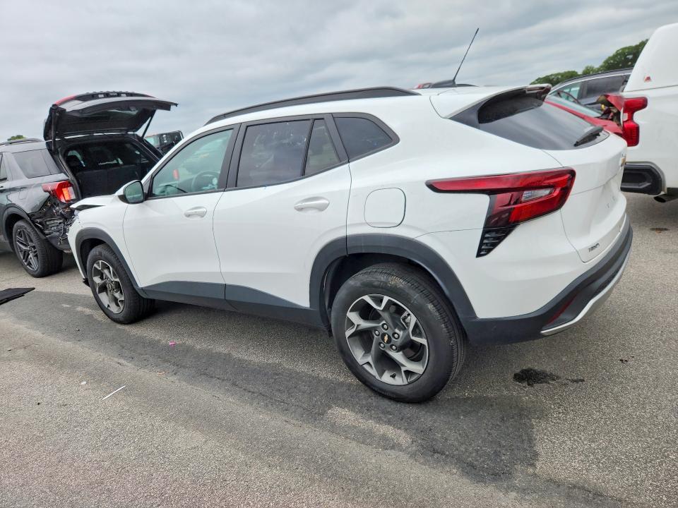 Photo 2 from auction – 2025 CHEVROLET TRAX with VIN KL77LHEP5SC231730