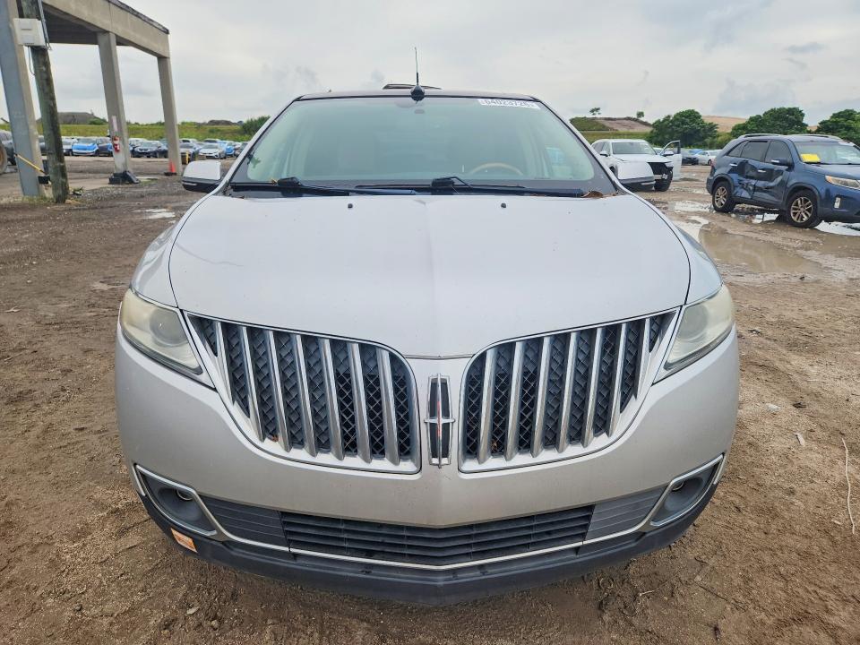 Photo 5 from auction – 2013 LINCOLN MKX with VIN 2LMDJ6JK0DBL45227
