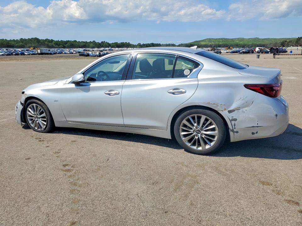 Photo 2 from auction – 2019 INFINITI Q50 with VIN JN1EV7AR6KM554333