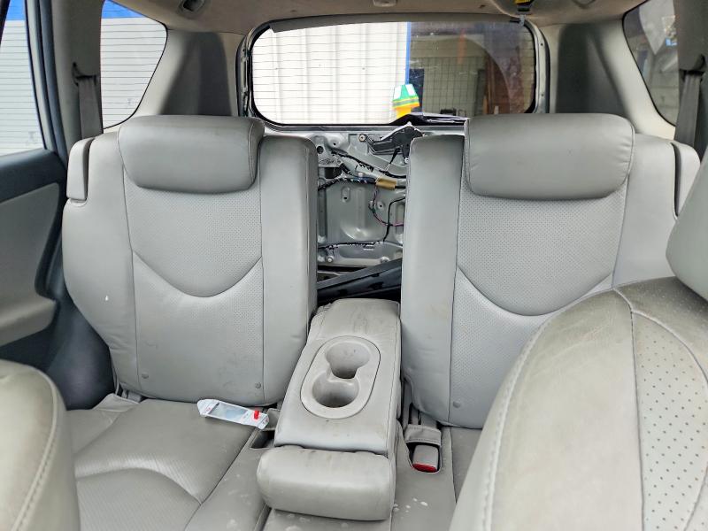 Photo 10 from auction – 2011 TOYOTA RAV4 with VIN 2T3YF4DV4BW064765