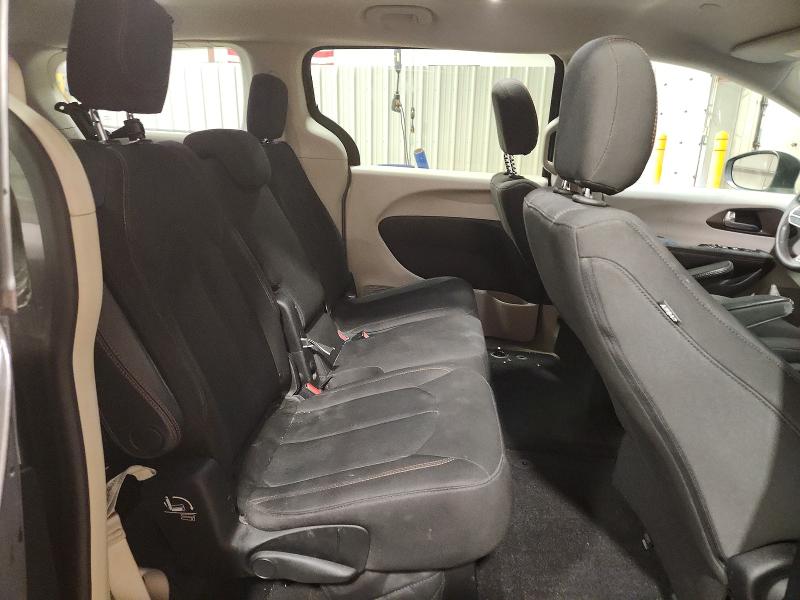 Photo 11 from auction – 2017 CHRYSLER PACIFICA with VIN 2C4RC1DG9HR588249