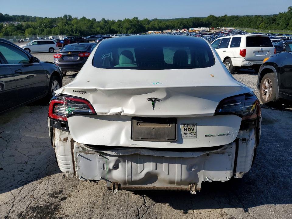 Снимка 6 от търг – 2019 TESLA MODEL 3 с VIN 5YJ3E1EB8KF195610