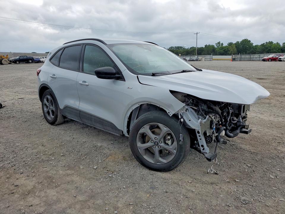Zdjęcie 4 z aukcji – 2025 FORD ESCAPE z VIN 1FMCU0MN6SUB33960