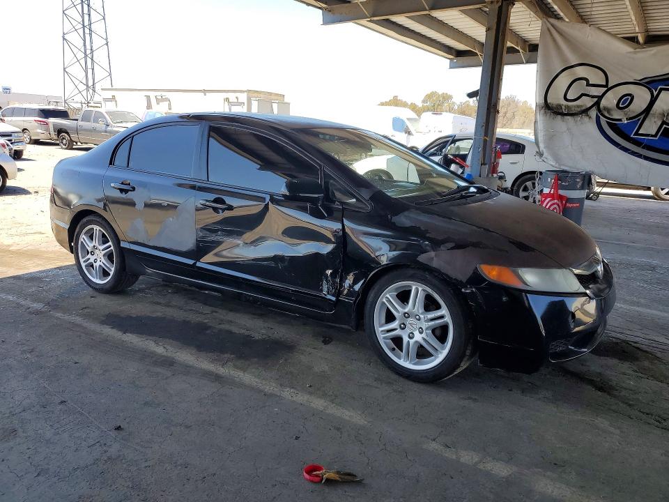 Foto 4 de la subasta – 2011 HONDA CIVIC con VIN 2HGFA1F55BH532697