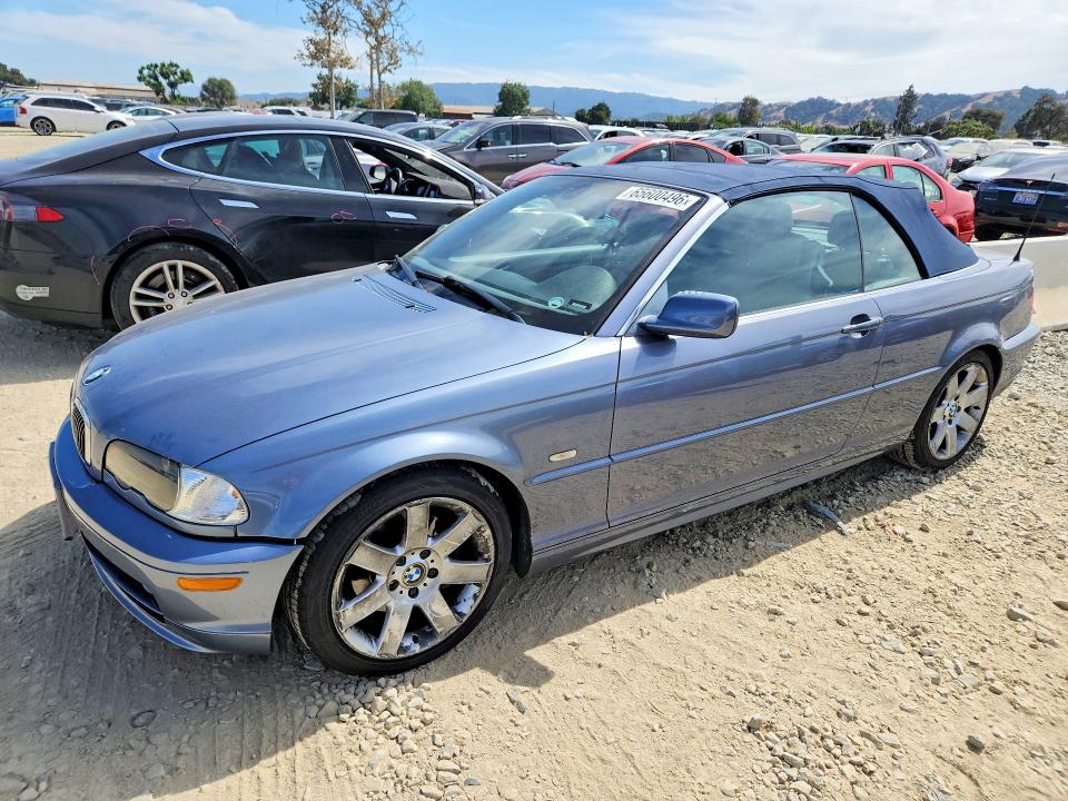 BMW 325 2003 with VIN WBABS33493PG92550 - Photo from auction