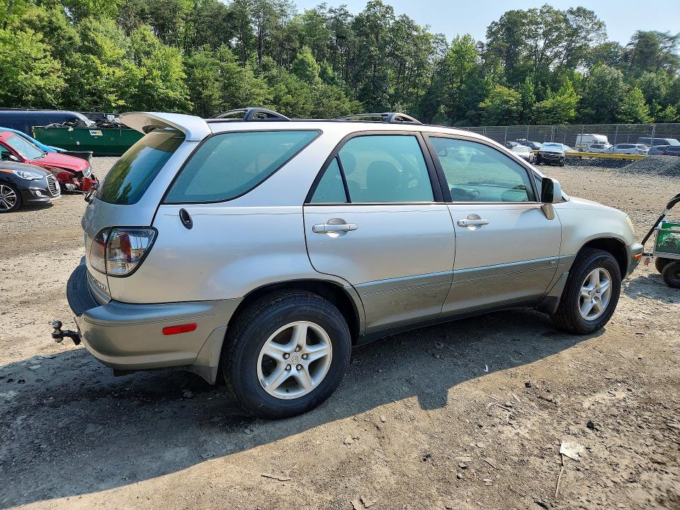 Photo 3 from auction – 2002 LEXUS RX with VIN JTJHF10U820243078