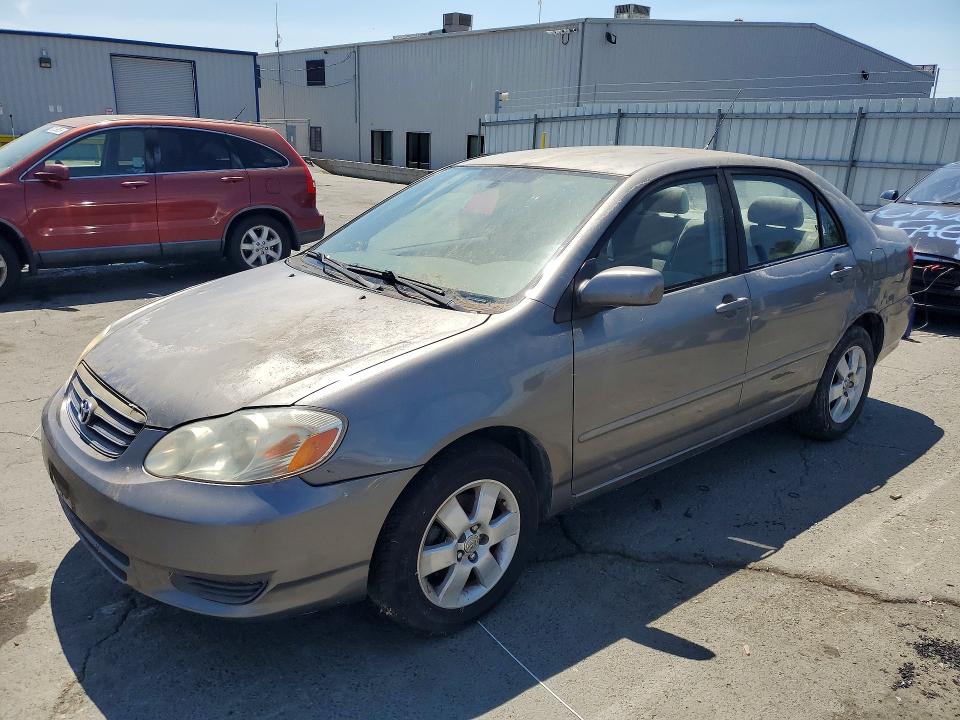 TOYOTA COROLLA 2004 with VIN 1NXBR38E04Z209989 - Photo from auction