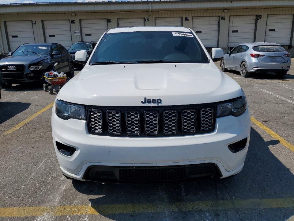 Photo 5 from auction – 2022 JEEP GRAND CHEROKEE with VIN 1C4RJFAG4NC115113