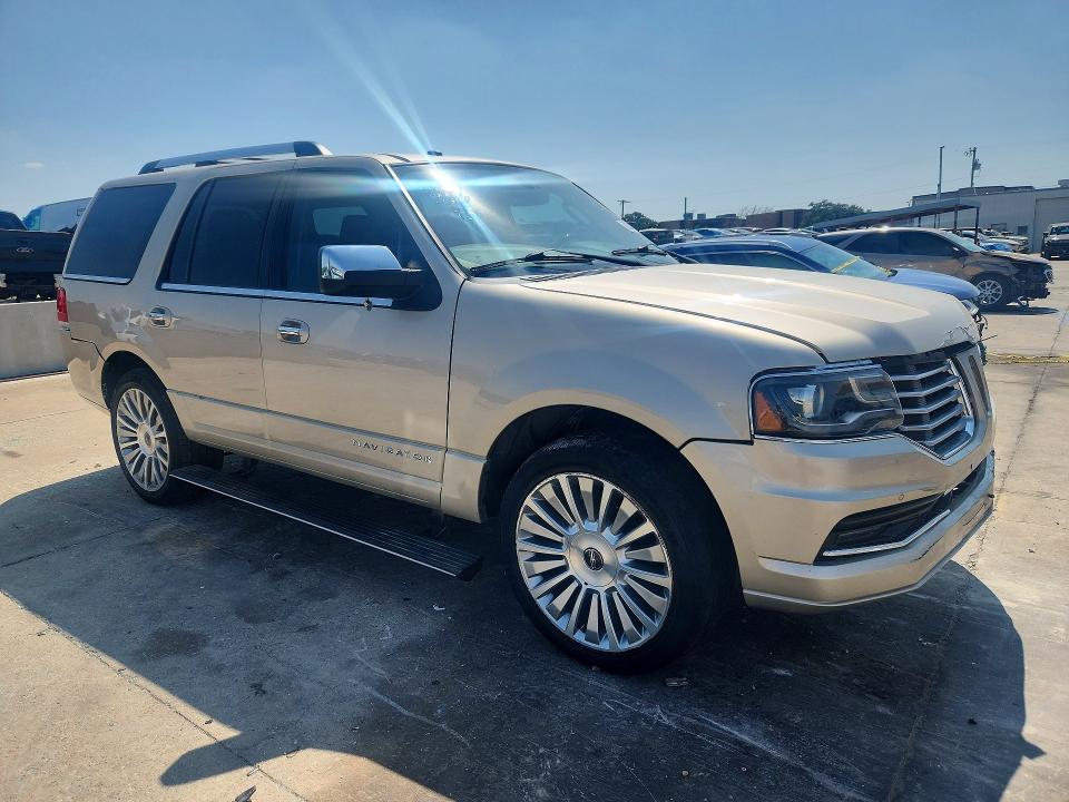 Photo 4 from auction – 2017 LINCOLN NAVIGATOR with VIN 5LMJJ2KT4HEL03956