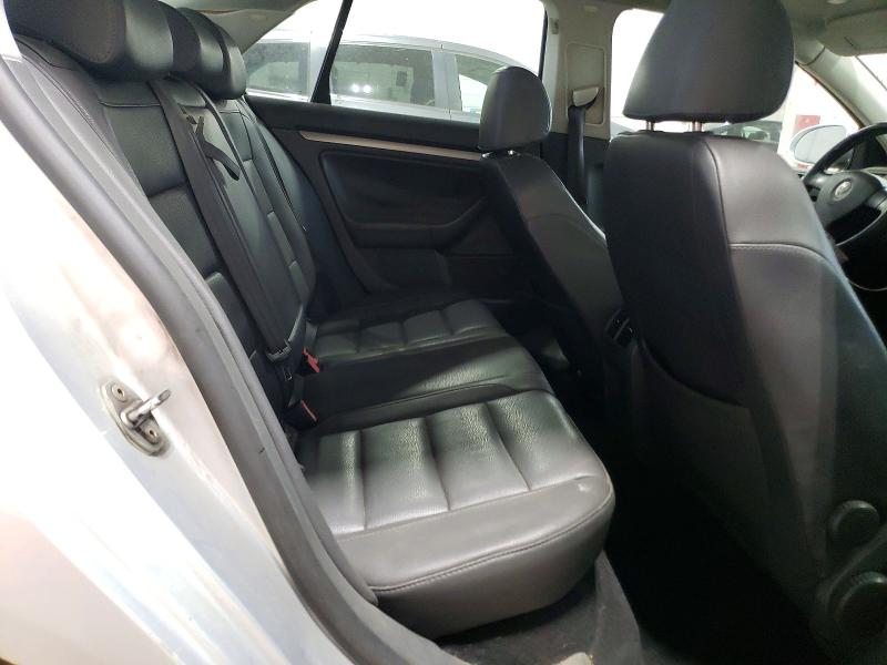Photo 10 from auction – 2008 VOLKSWAGEN JETTA with VIN 3VWRJ71K68M119836