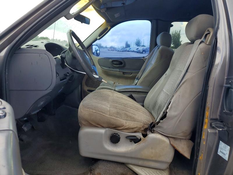 Photo 7 from auction – 2003 FORD F150 with VIN 1FTRX07283KC89874