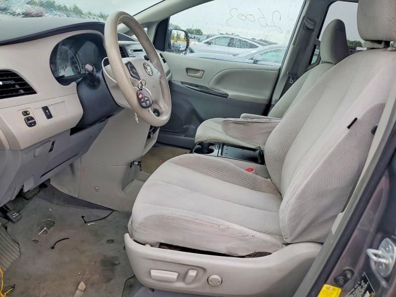 Photo 7 from auction – 2013 TOYOTA SIENNA with VIN 5TDKK3DC7DS283296
