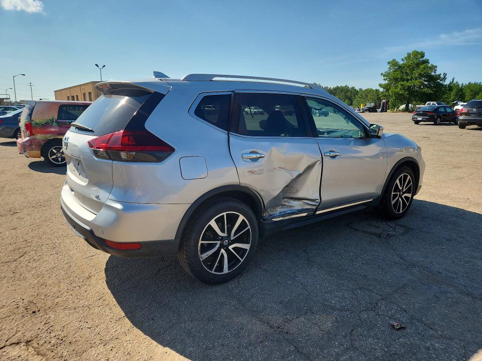 Photo 3 from auction – 2020 NISSAN ROGUE with VIN 5N1AT2MTXLC756431