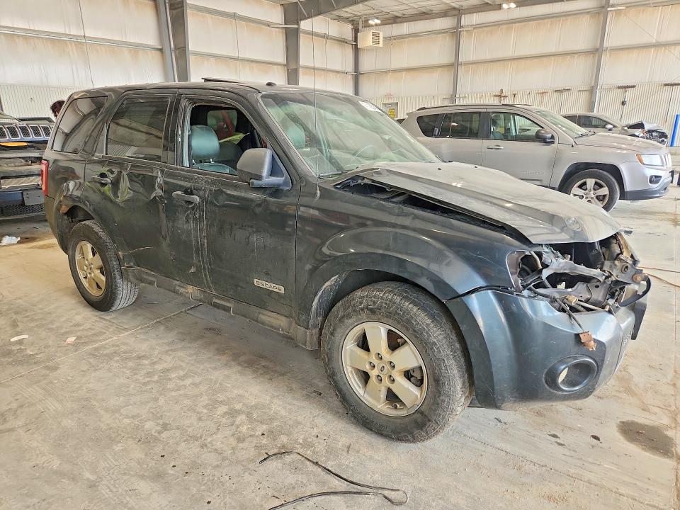Photo 4 from auction – 2008 FORD ESCAPE with VIN 1FMCU93Z28KE30186