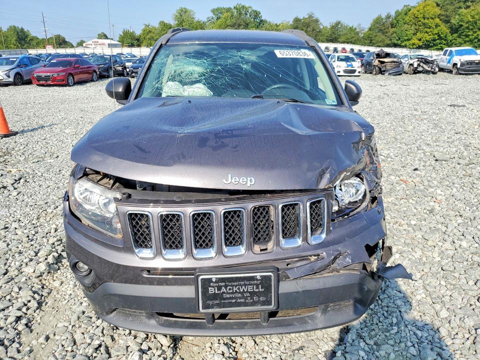 Photo 5 from auction – 2015 JEEP COMPASS with VIN 1C4NJDBB7FD366094