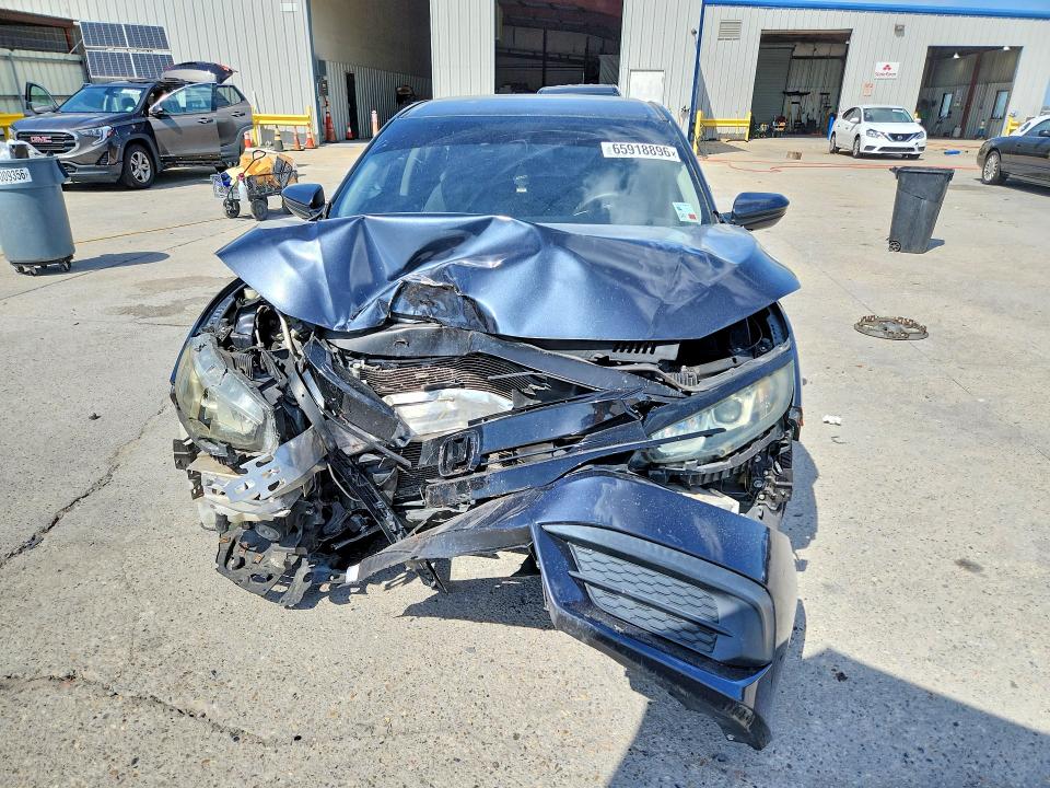 Photo 5 from auction – 2017 HONDA CIVIC with VIN 2HGFC2F57HH543838