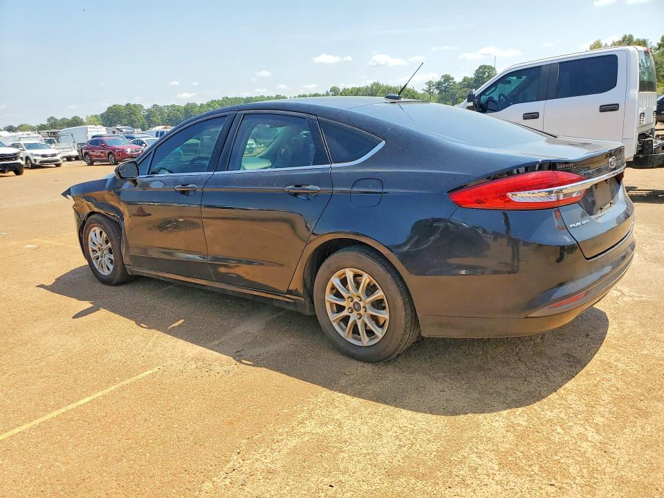 Photo 2 from auction – 2018 FORD FUSION with VIN 3FA6P0G76JR180407