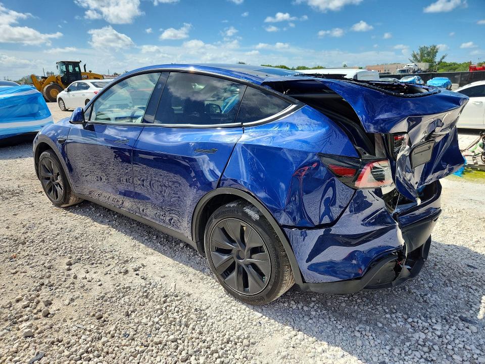 Photo 2 from auction – 2025 TESLA MODEL Y with VIN 7SAYGDED2SF248906