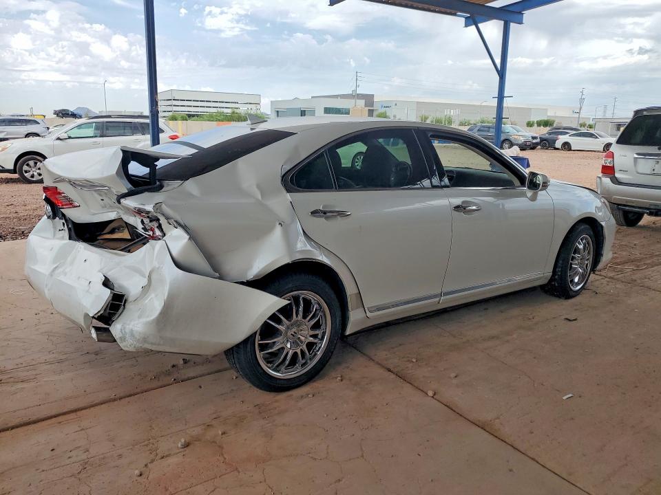 صورة رقم 3 من المزاد - 2011 LEXUS ES مع VIN JTHBK1EG2B2424624