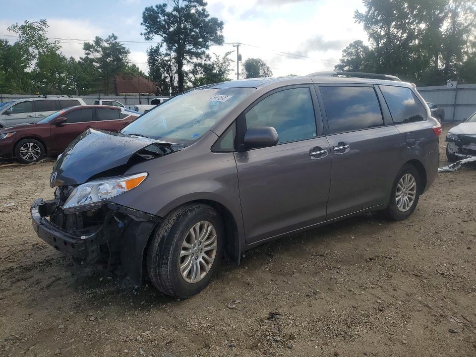 Zdjęcie 1 z aukcji – 2015 TOYOTA SIENNA z VIN 5TDYK3DC3FS572091