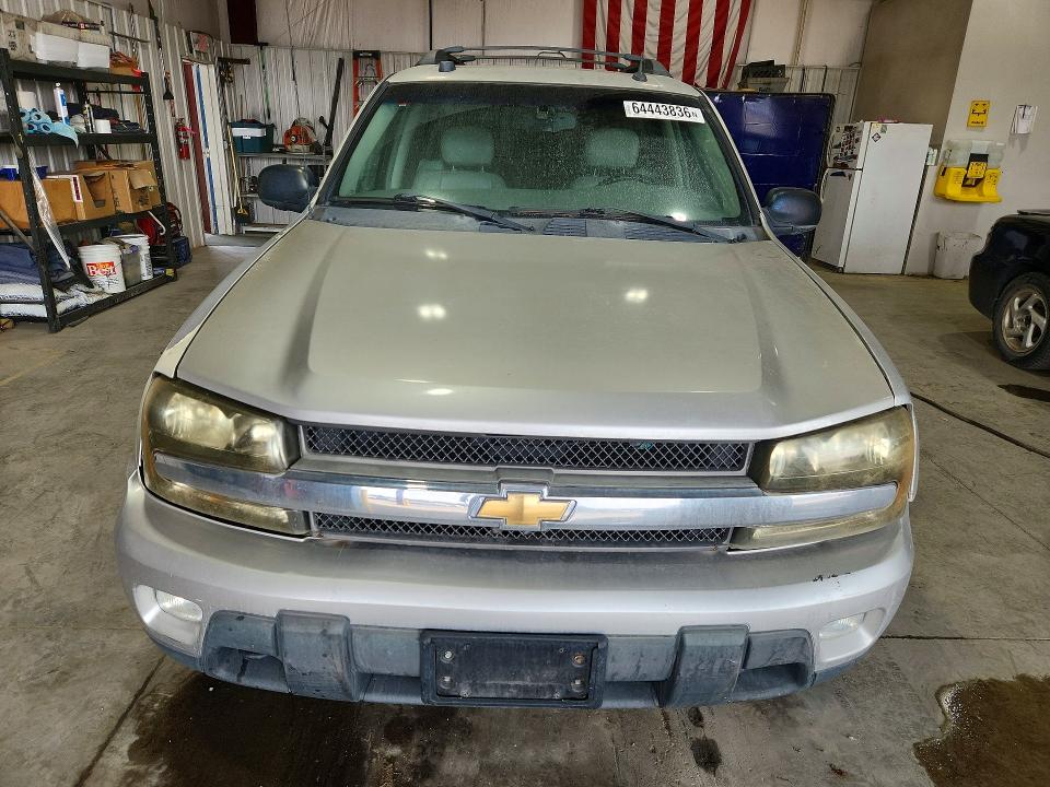 Photo 5 from auction – 2005 CHEVROLET TRAILBLAZER with VIN 1GNET16M056202359