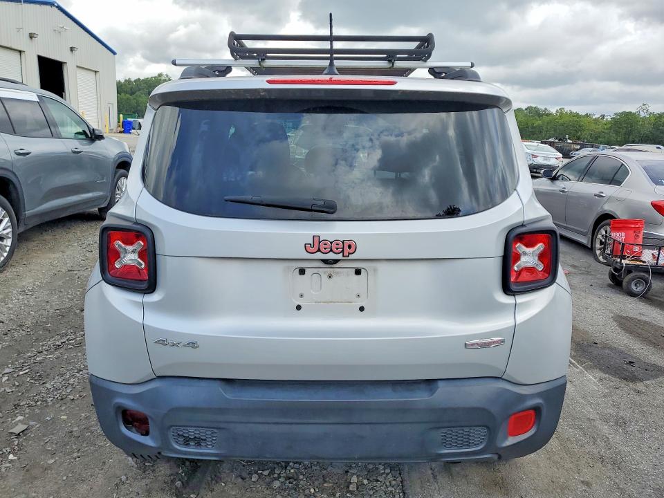 Фото 6 с аукциона – 2017 JEEP RENEGADE с VIN ZACCJBBB1HPE86375