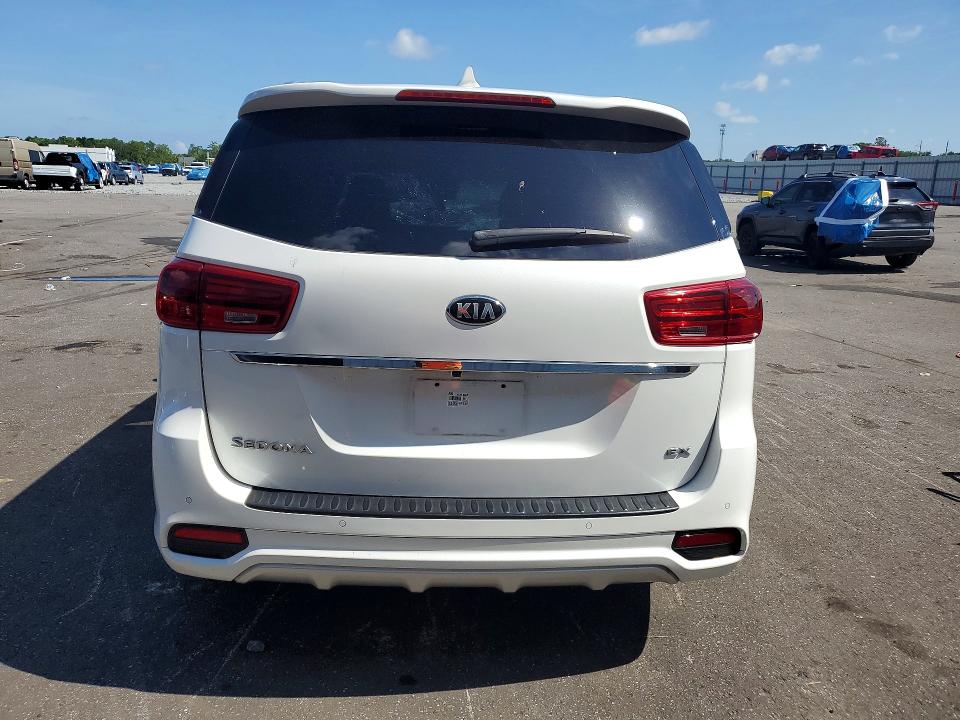Photo 6 from auction – 2020 KIA SEDONA with VIN KNDMC5C19L6614055