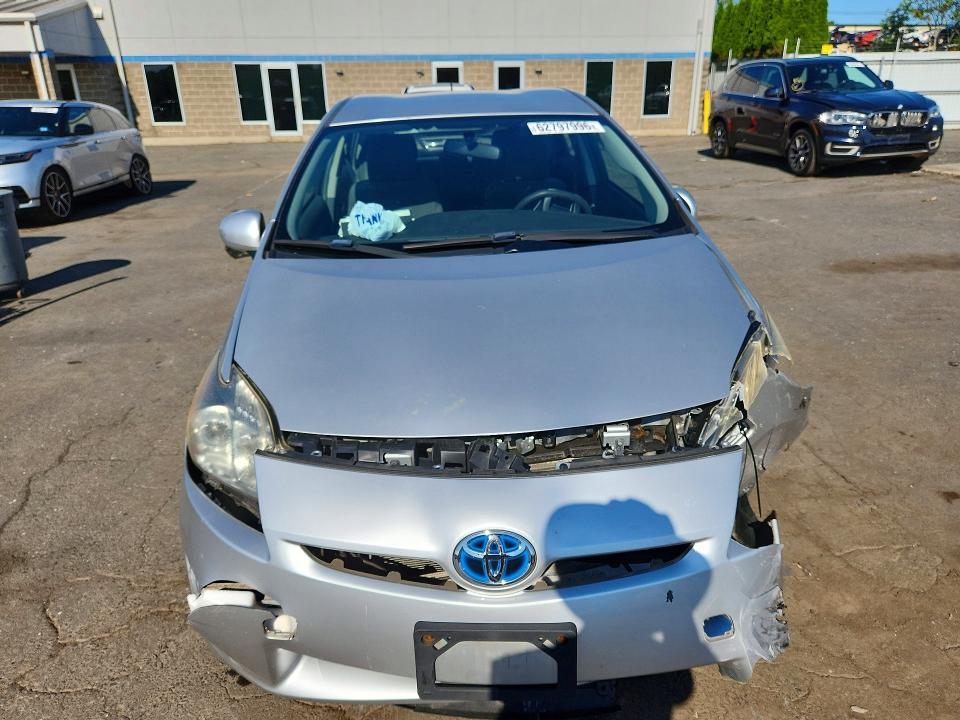 Photo 5 from auction – 2010 TOYOTA PRIUS with VIN JTDKN3DUXA0214293