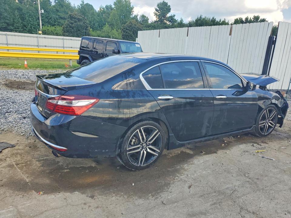 Photo 3 from auction – 2016 HONDA ACCORD with VIN 1HGCR2F55GA191891