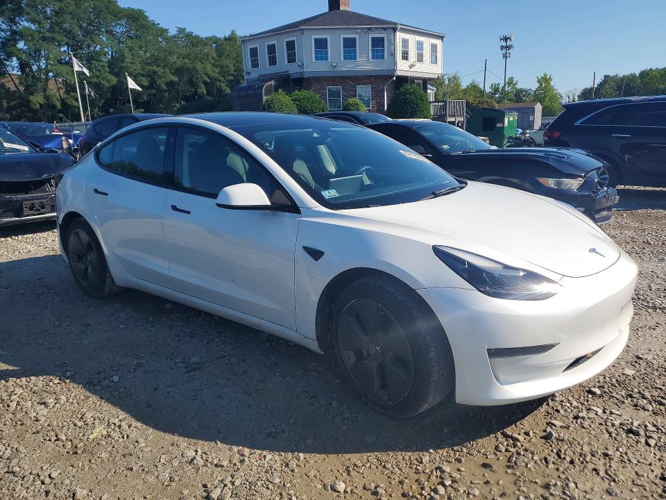 Photo 4 from auction – 2023 TESLA MODEL 3 with VIN 5YJ3E1EB3PF390022