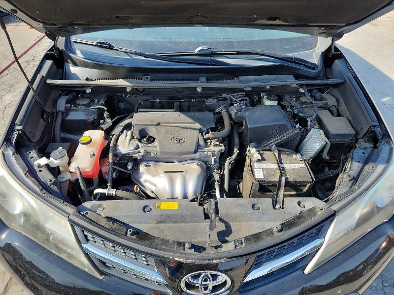 Foto 12 de la subasta – 2015 TOYOTA RAV4 con VIN 2T3RFREV5FW284289