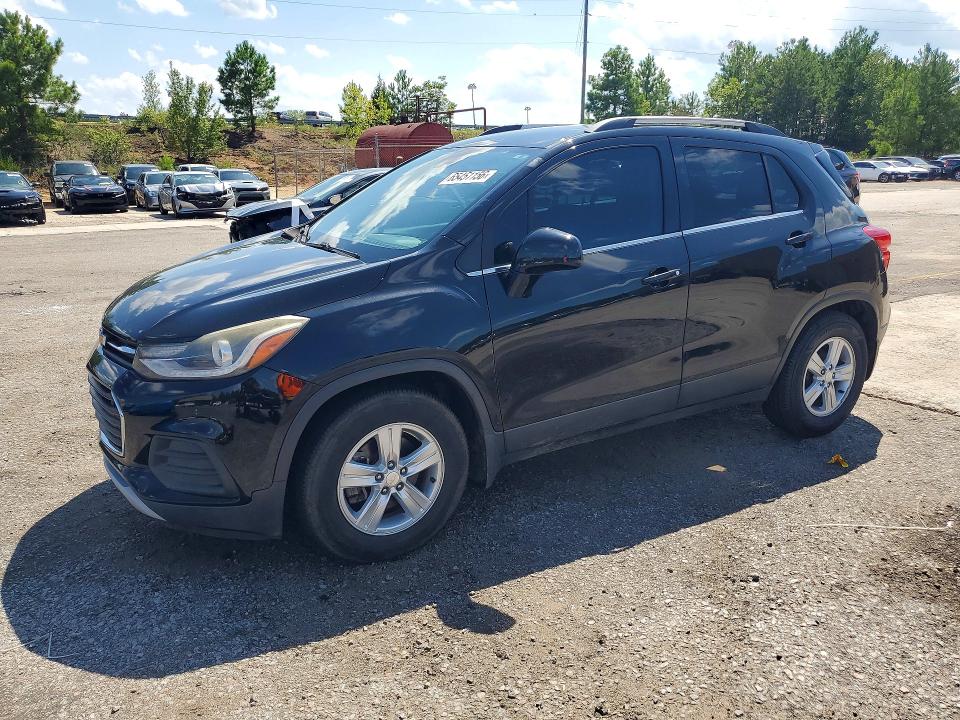 CHEVROLET TRAX 2018 with VIN 3GNCJLSB2JL332141 - Photo from auction