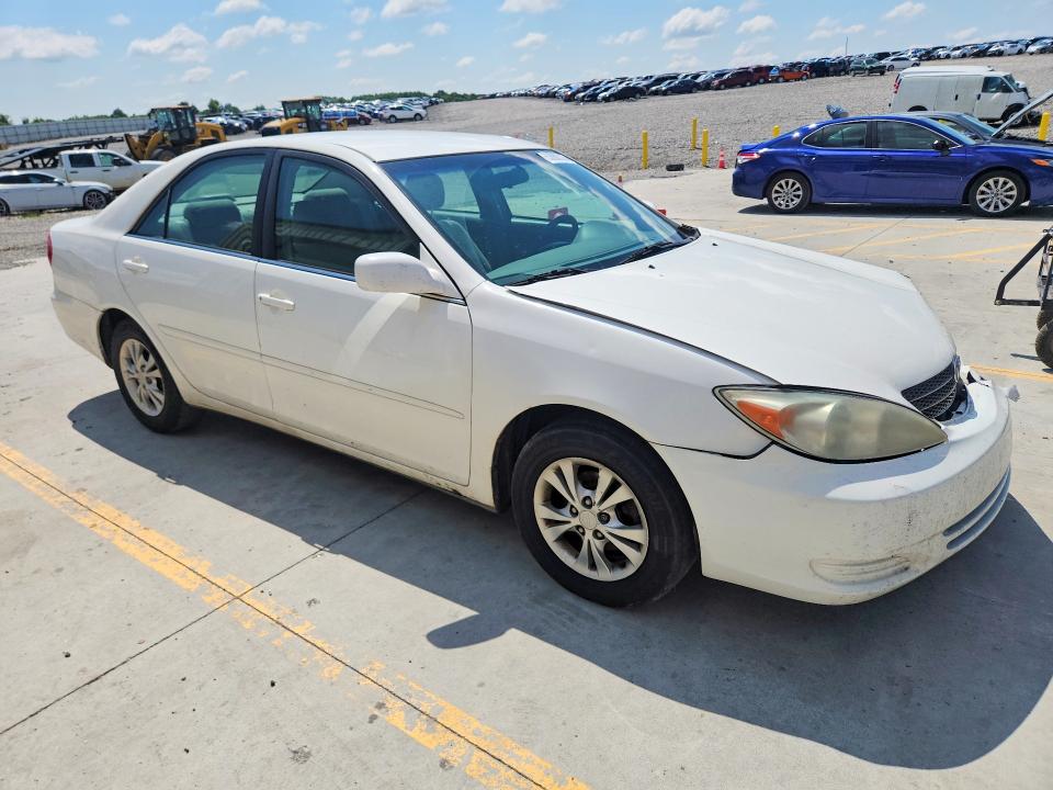 Photo 4 from auction – 2004 TOYOTA CAMRY with VIN 4T1BF32K94U075698