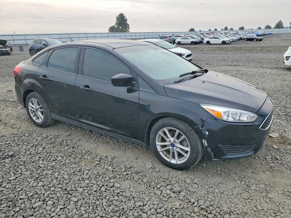 Photo 4 from auction – 2018 FORD FOCUS with VIN 1FADP3FE2JL304650