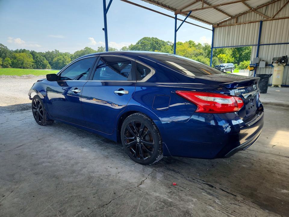 Photo 2 from auction – 2017 NISSAN ALTIMA with VIN 1N4AL3AP0HC484762