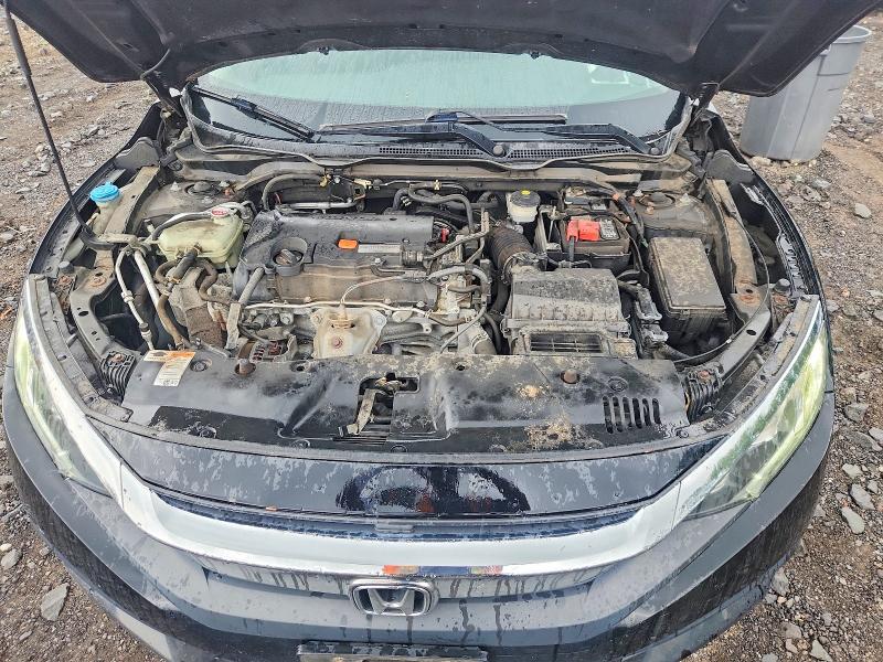 Photo 11 from auction – 2018 HONDA CIVIC with VIN 2HGFC2F57JH585755