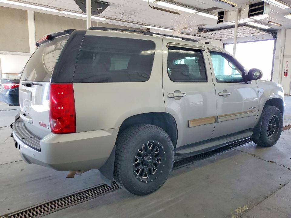 Photo 3 from auction – 2011 GMC YUKON with VIN 1GKS2AE08BR384999