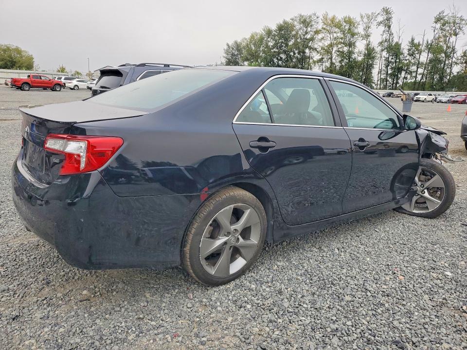 Photo 3 from auction – 2014 TOYOTA CAMRY with VIN 4T1BF1FK3EU439257