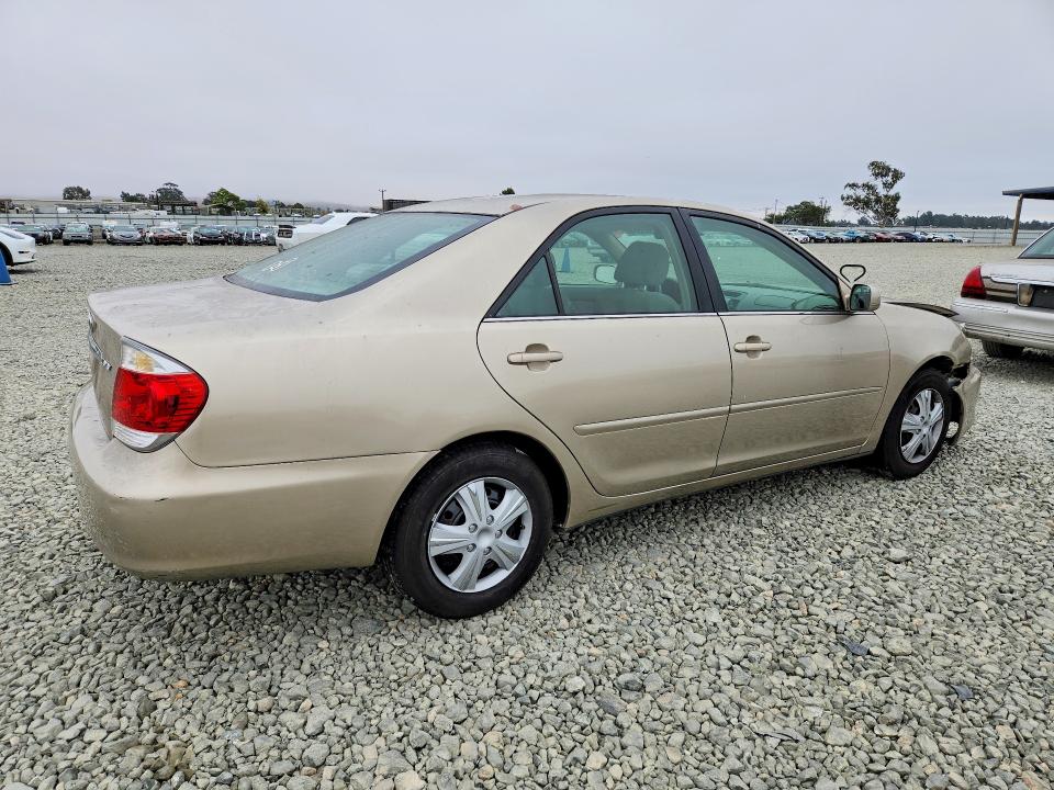 Photo 3 from auction – 2006 TOYOTA CAMRY with VIN 4T1BE32K86U697232