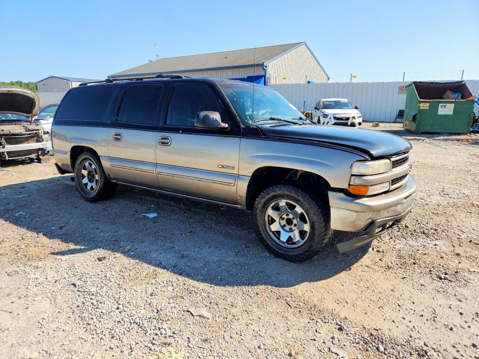Photo 4 from auction – 2001 CHEVROLET SUBURBAN with VIN 3GNEC16T01G107025