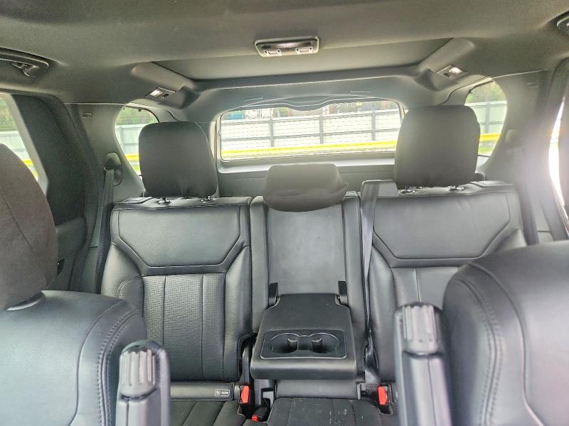 Photo 10 from auction – 2020 LAND ROVER DISCOVERY with VIN SALRG2RV8L2422161