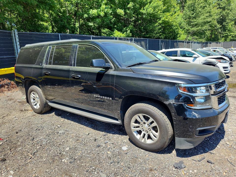 Photo 4 from auction – 2016 CHEVROLET SUBURBAN with VIN 1GNSKHKC1GR308476