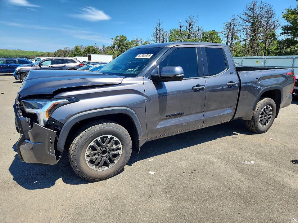 TOYOTA TUNDRA 2022 with VIN 5TFLA5AA6NX008049 - Photo from auction