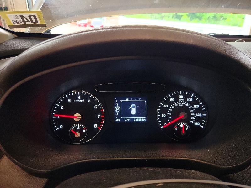 Photo 9 from auction – 2017 KIA SORENTO with VIN 5XYPGDA59HG188096