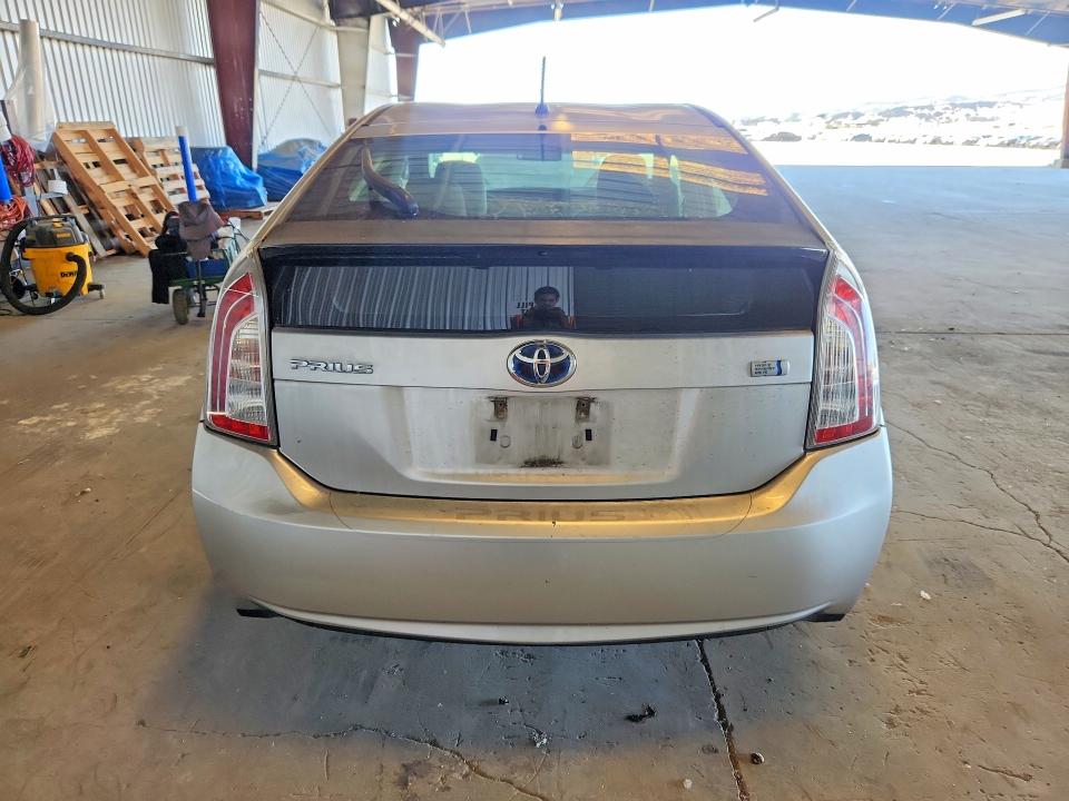 Photo 6 from auction – 2012 TOYOTA PRIUS with VIN JTDKN3DU6C5456343