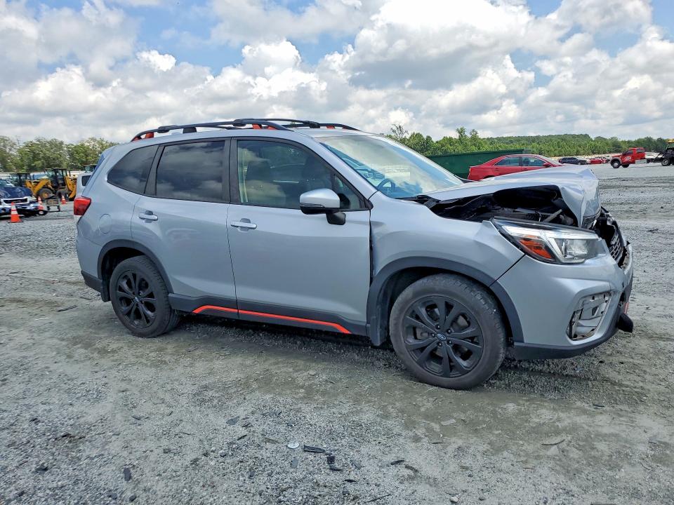 Photo 4 from auction – 2019 SUBARU FORESTER with VIN JF2SKAKC7KH553024
