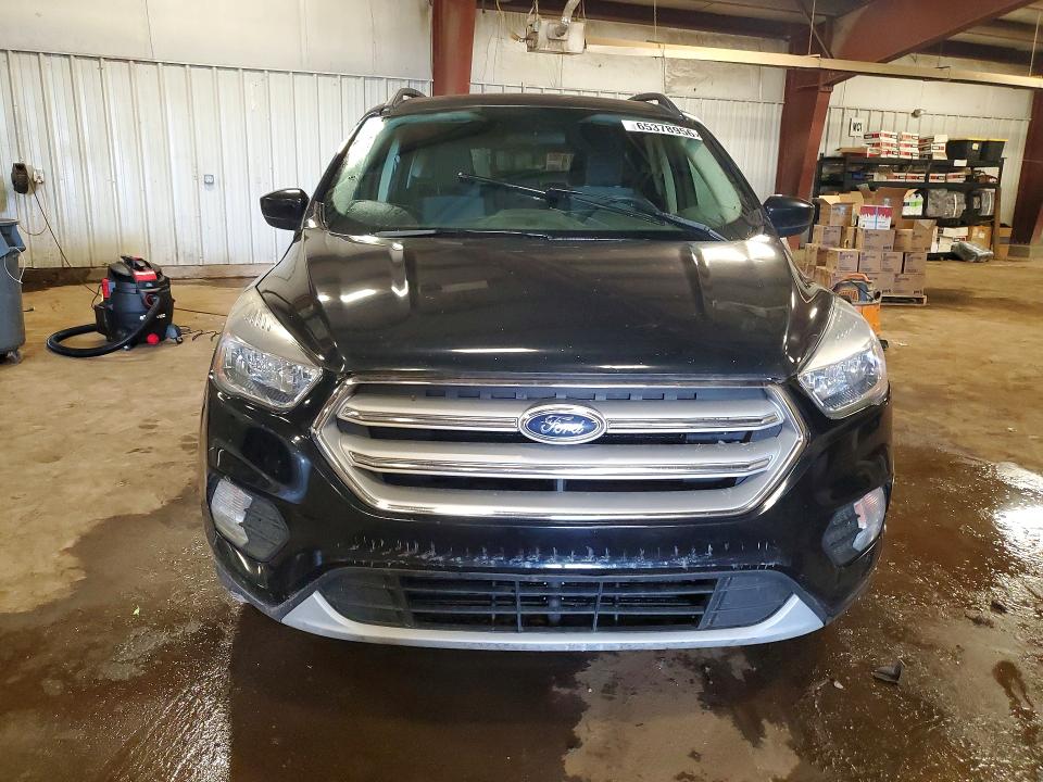Photo 5 from auction – 2018 FORD ESCAPE with VIN 1FMCU9GD1JUC46673
