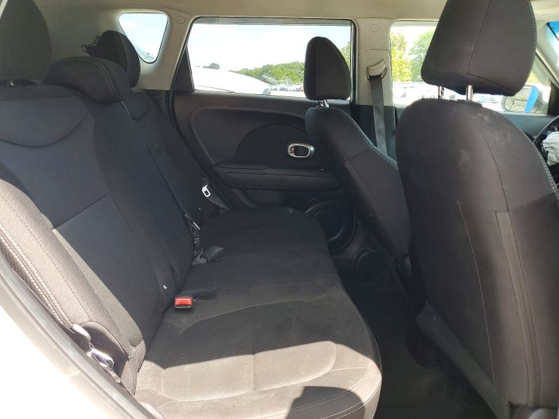 Photo 11 from auction – 2018 KIA SOUL with VIN KNDJN2A2XJ7901774
