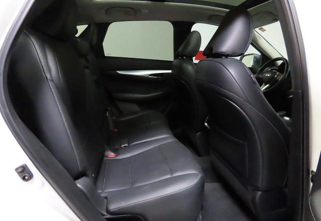 Photo 6 from auction – 2019 INFINITI QX50 with VIN 3PCAJ5M32KF132328