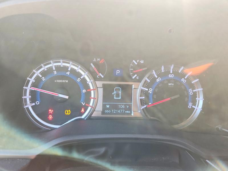 Photo 9 from auction – 2018 TOYOTA 4RUNNER with VIN JTEBU5JR8J5528750